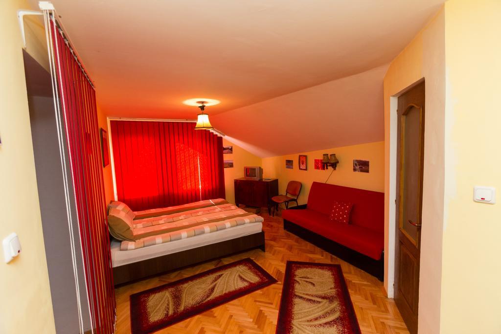 Casa Tudor Turda Oda fotoğraf